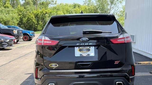 2021 Ford Edge ST
