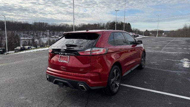 2022 Ford Edge ST