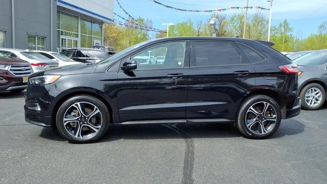 2022 Ford Edge ST