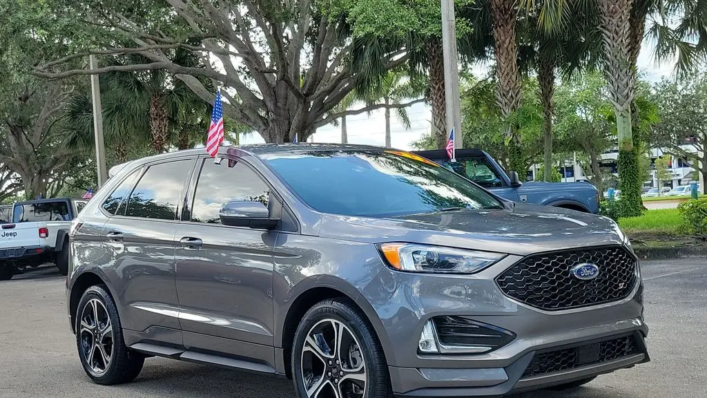 2022 Ford Edge ST