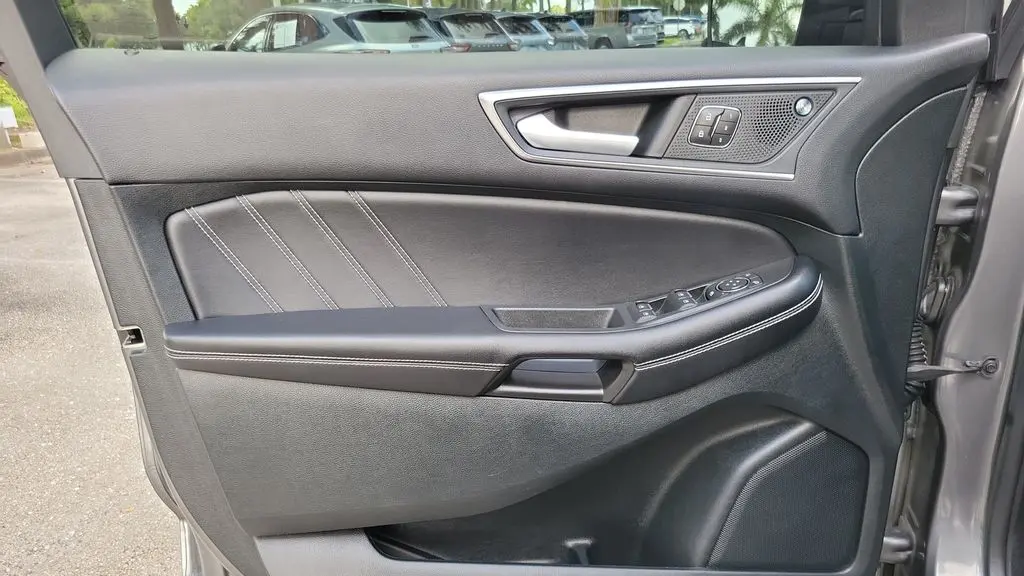 2022 Ford Edge ST