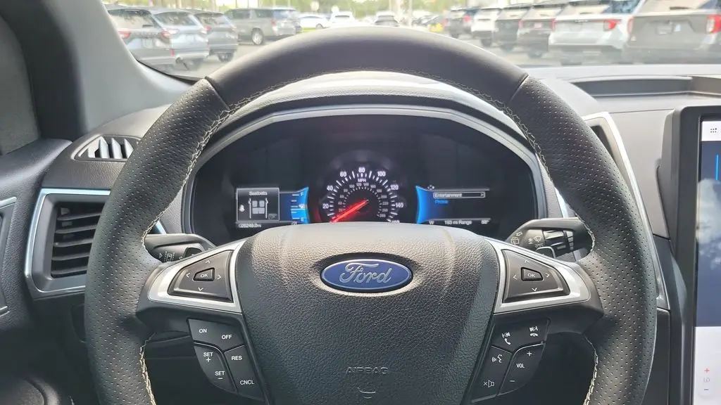 2022 Ford Edge ST