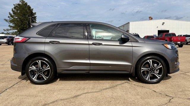 2023 Ford Edge ST