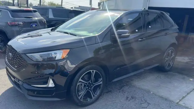 2020 Ford Edge - $22,889