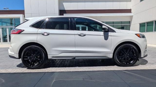 2020 Ford Edge ST