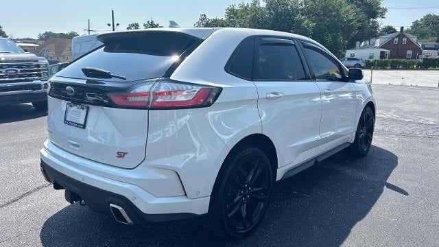 2020 Ford Edge ST