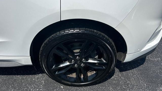 2020 Ford Edge ST