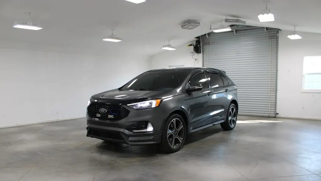 2020 Ford Edge ST