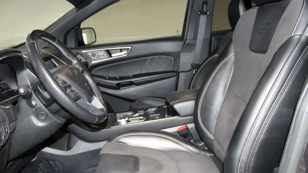 2020 Ford Edge ST