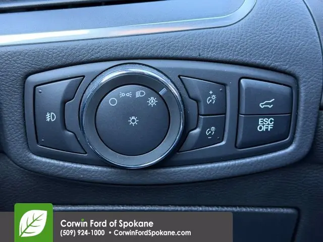 2020 Ford Edge - $28,756