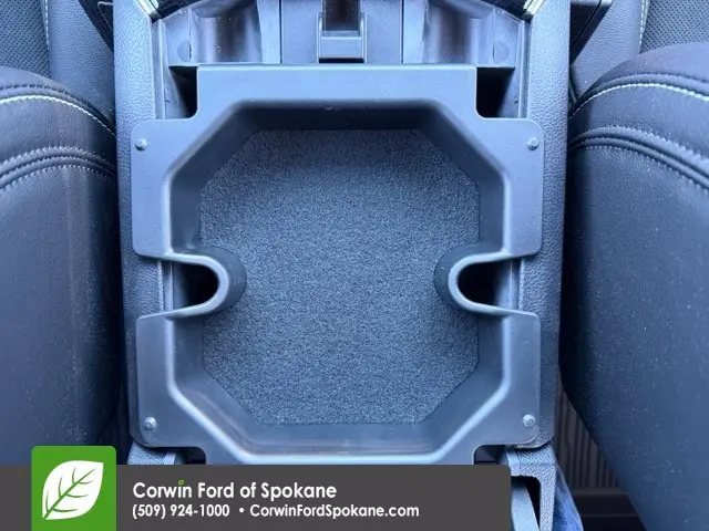 2020 Ford Edge - $28,756