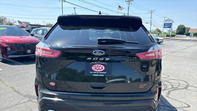2022 Ford Edge ST
