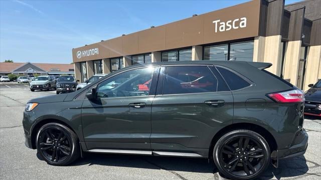 2022 Ford Edge ST