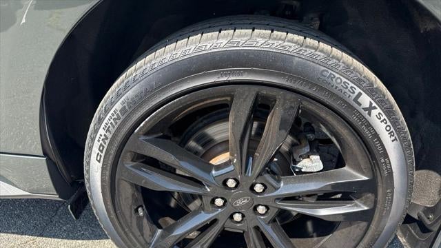 2022 Ford Edge ST