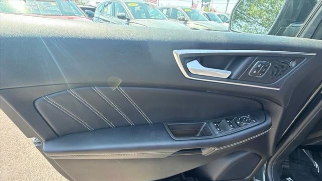 2022 Ford Edge ST