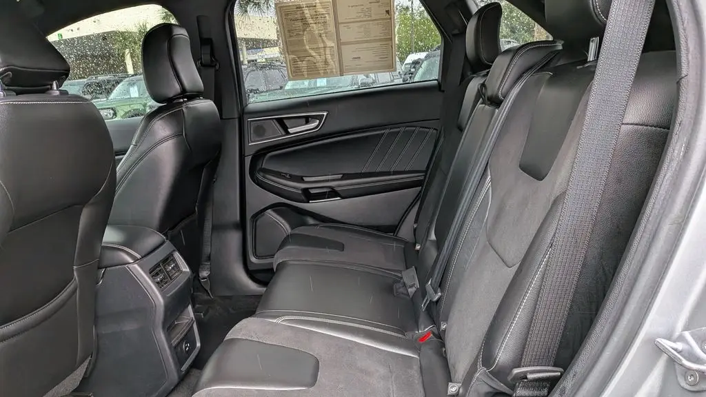 2022 Ford Edge ST