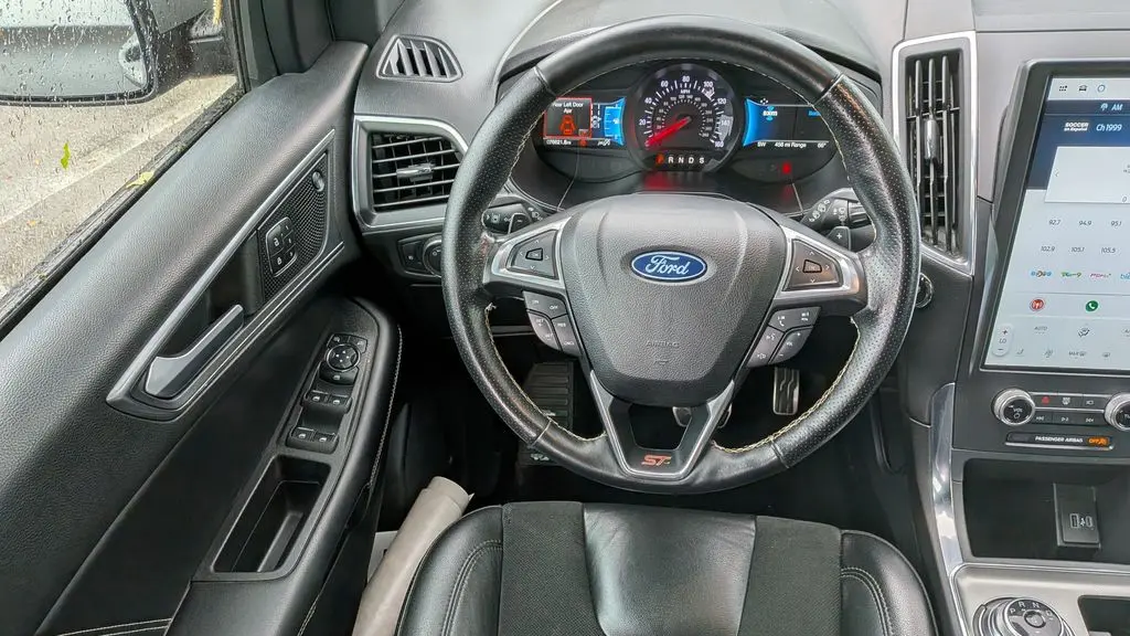 2022 Ford Edge ST