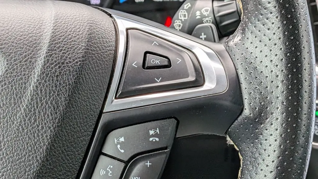 2022 Ford Edge ST