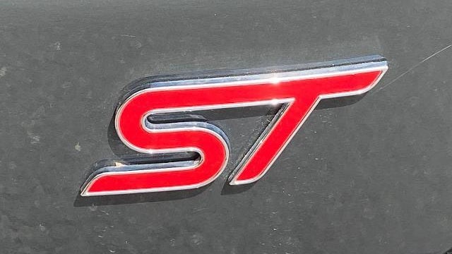 2022 Ford Edge ST