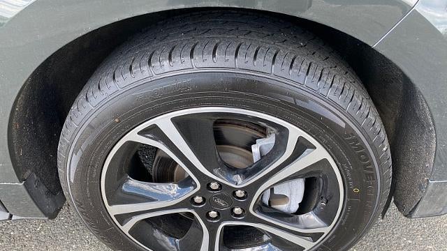 2022 Ford Edge ST