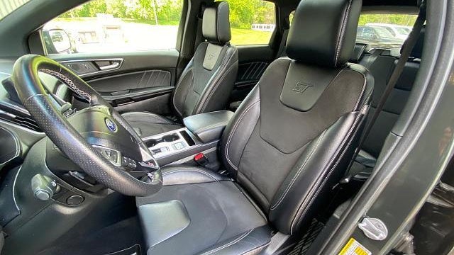 2022 Ford Edge ST
