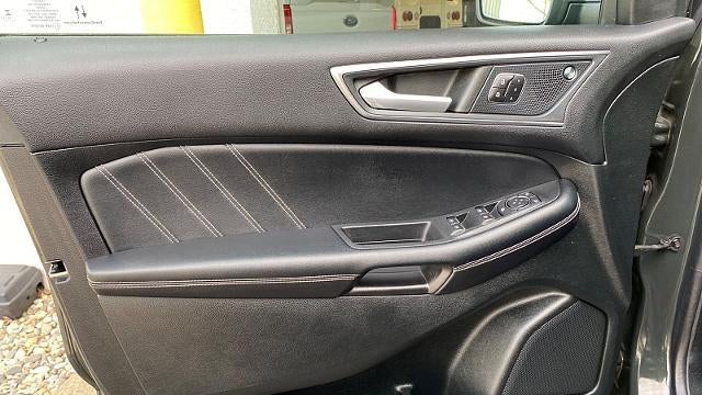 2022 Ford Edge ST