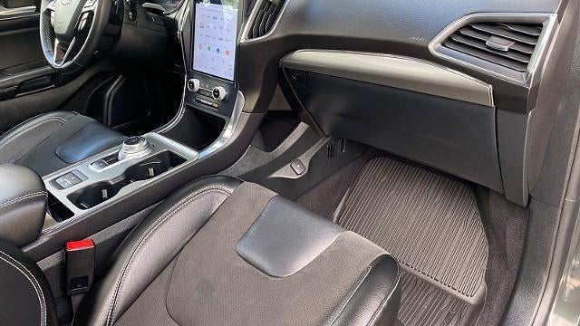 2022 Ford Edge ST