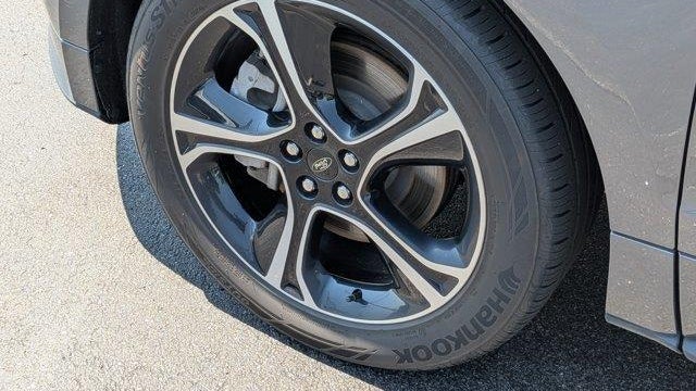 2022 Ford Edge ST