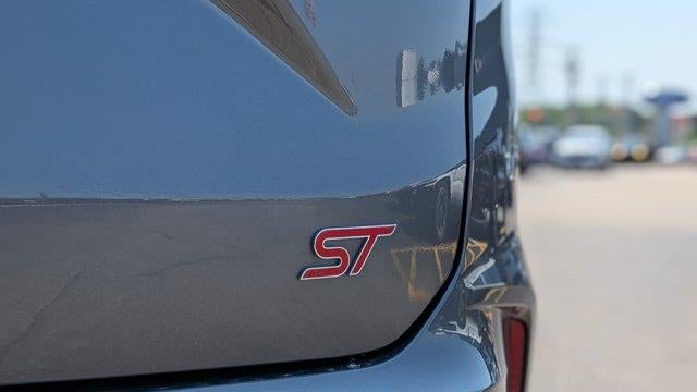 2022 Ford Edge ST