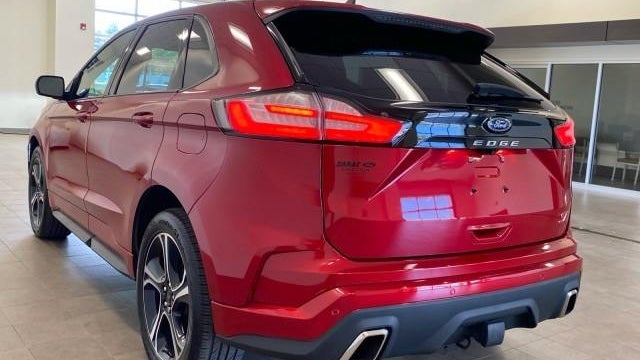 2022 Ford Edge ST
