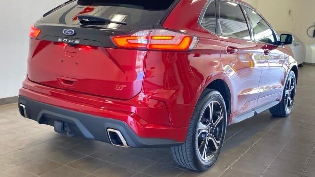 2022 Ford Edge ST