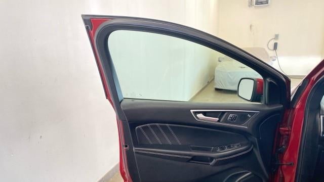 2022 Ford Edge ST