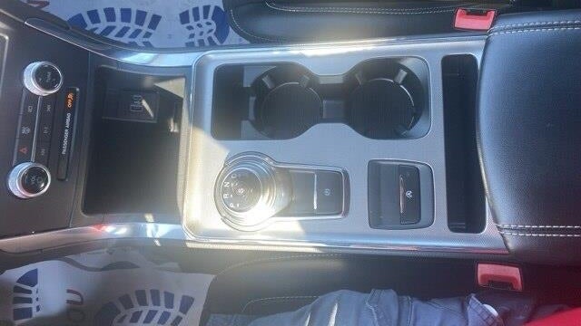 2022 Ford Edge ST
