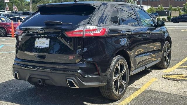 2023 Ford Edge ST