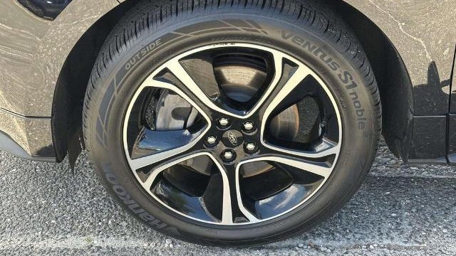 2023 Ford Edge ST