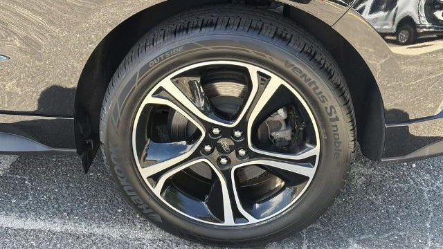 2023 Ford Edge ST