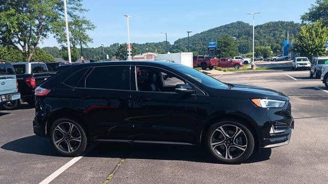 2020 Ford Edge ST