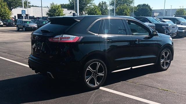 2020 Ford Edge ST