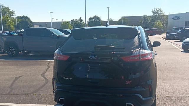 2020 Ford Edge ST