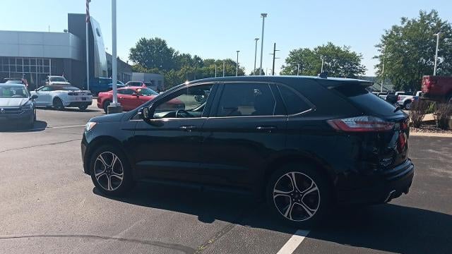 2020 Ford Edge ST