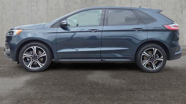 2022 Ford Edge ST