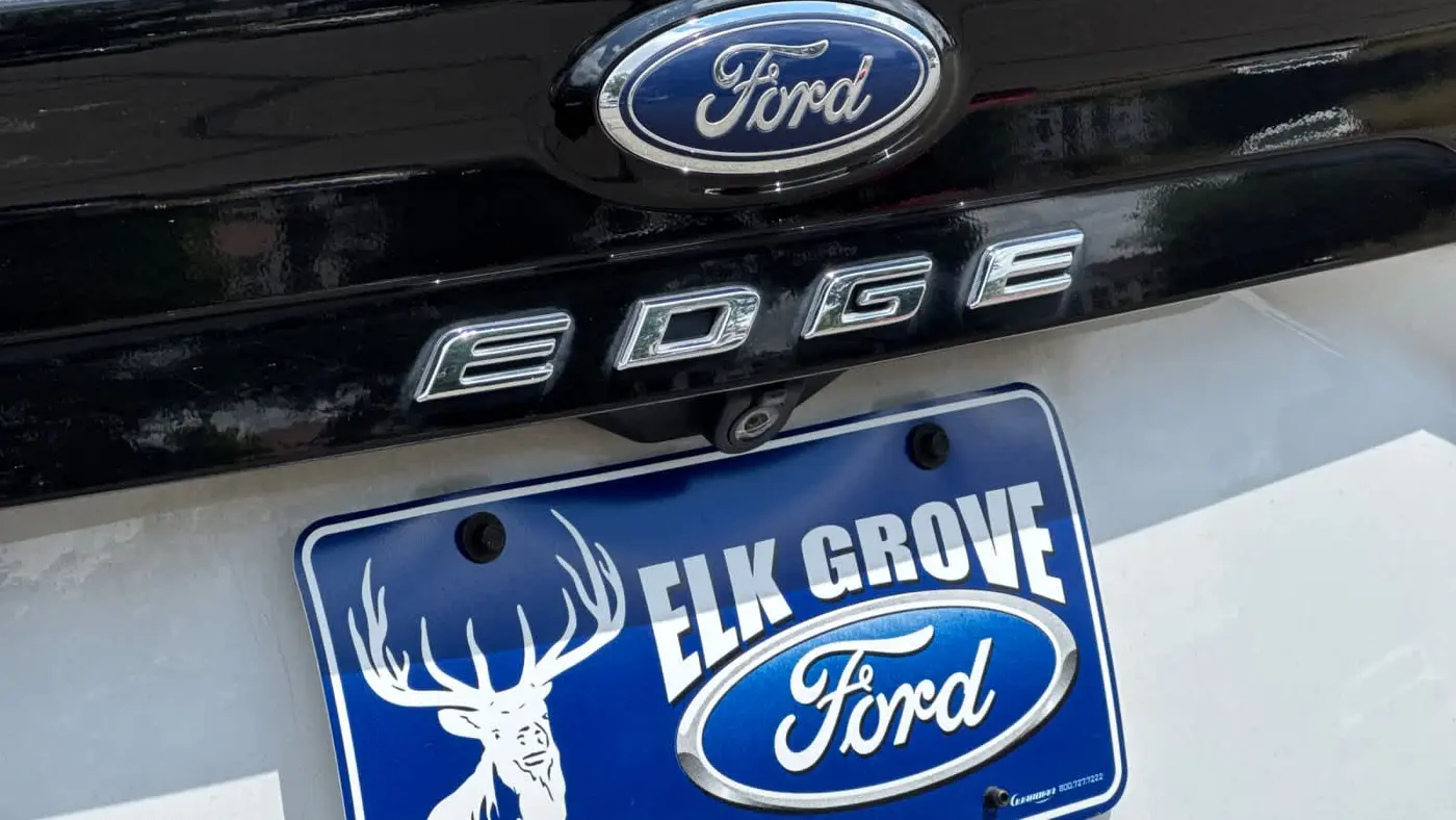 2022 Ford Edge SE
