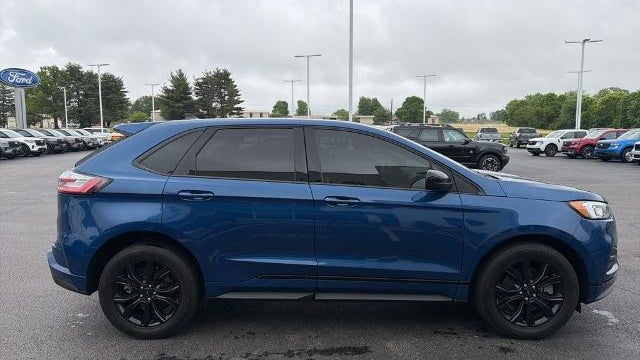 2022 Ford Edge SE