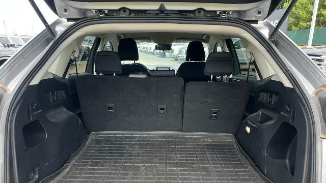 2022 Ford Edge SE