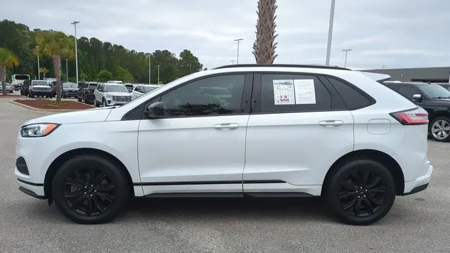 2022 Ford Edge SE