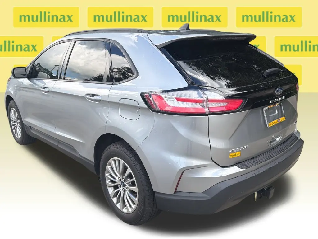 2022 Ford Edge - $22,100