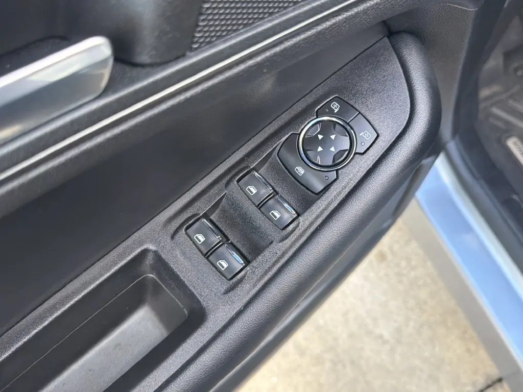 2022 Ford Edge - $22,100