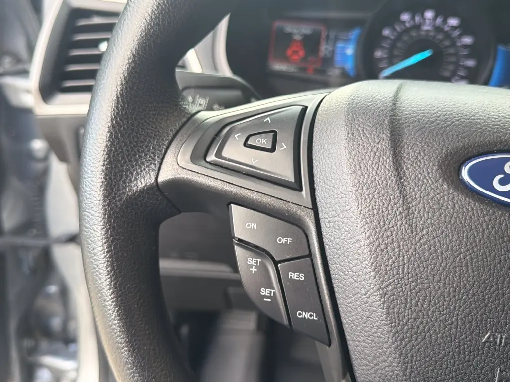 2022 Ford Edge - $22,100