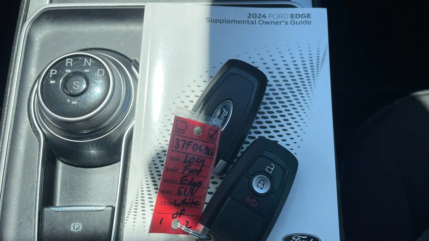 2024 Ford Edge SE