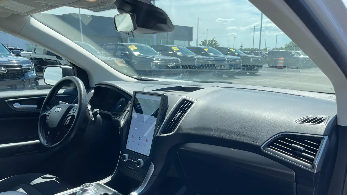 2024 Ford Edge SE